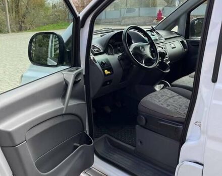 Белый Мерседес Вито, объемом двигателя 2.15 л и пробегом 234 тыс. км за 11400 $, фото 23 на Automoto.ua