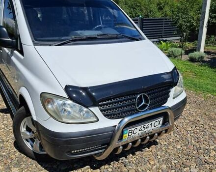 Белый Мерседес Вито, объемом двигателя 2.15 л и пробегом 338 тыс. км за 9200 $, фото 4 на Automoto.ua