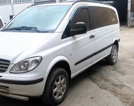Белый Мерседес Вито, объемом двигателя 2.1 л и пробегом 536 тыс. км за 10900 $, фото 2 на Automoto.ua