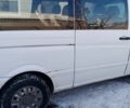 Белый Мерседес Вито, объемом двигателя 2.2 л и пробегом 900 тыс. км за 6200 $, фото 3 на Automoto.ua