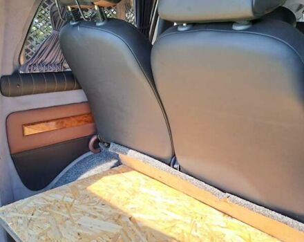 Белый Мерседес Вито, объемом двигателя 2.15 л и пробегом 338 тыс. км за 9200 $, фото 4972 на Automoto.ua