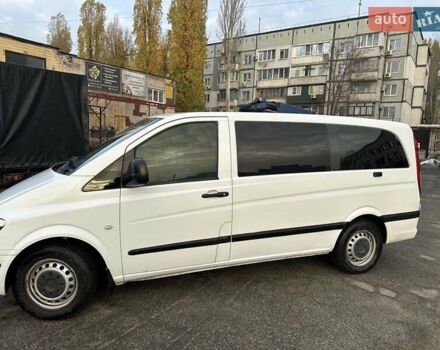 Белый Мерседес Вито, объемом двигателя 2.15 л и пробегом 290 тыс. км за 9200 $, фото 7 на Automoto.ua