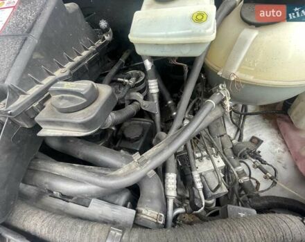 Белый Мерседес Вито, объемом двигателя 2.15 л и пробегом 397 тыс. км за 8500 $, фото 9 на Automoto.ua