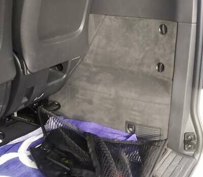 Белый Мерседес Вито, объемом двигателя 2.15 л и пробегом 163 тыс. км за 17500 $, фото 9 на Automoto.ua