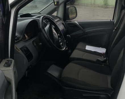 Білий Мерседес Віто, об'ємом двигуна 2.2 л та пробігом 290 тис. км за 8500 $, фото 7 на Automoto.ua