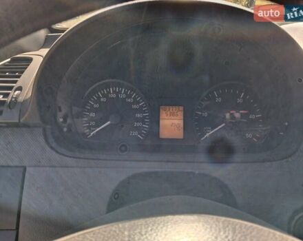 Белый Мерседес Вито, объемом двигателя 2.15 л и пробегом 485 тыс. км за 9400 $, фото 8 на Automoto.ua