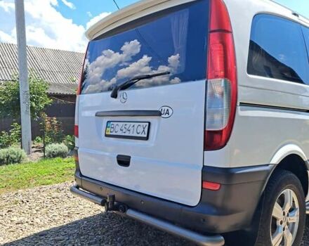 Белый Мерседес Вито, объемом двигателя 2.15 л и пробегом 338 тыс. км за 9200 $, фото 10 на Automoto.ua