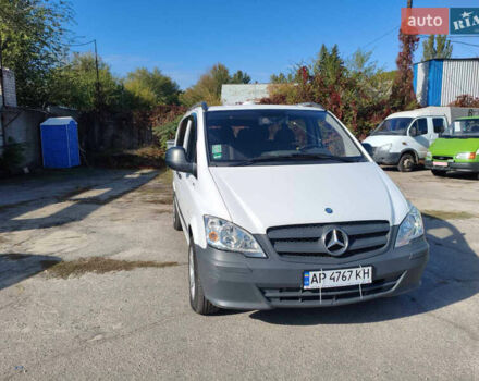 Белый Мерседес Вито, объемом двигателя 2.15 л и пробегом 361 тыс. км за 8950 $, фото 4 на Automoto.ua