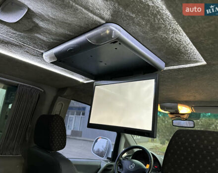 Белый Мерседес Вито, объемом двигателя 2.2 л и пробегом 400 тыс. км за 9450 $, фото 23 на Automoto.ua