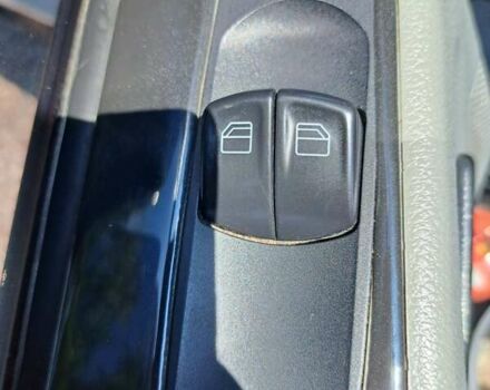 Белый Мерседес Вито, объемом двигателя 2.15 л и пробегом 338 тыс. км за 9200 $, фото 6446 на Automoto.ua