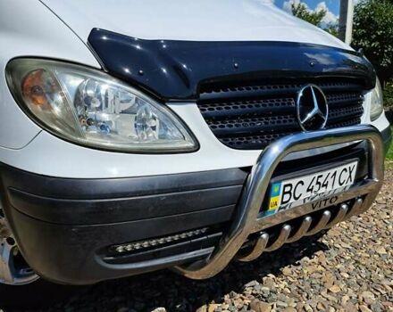 Белый Мерседес Вито, объемом двигателя 2.15 л и пробегом 338 тыс. км за 9200 $, фото 6 на Automoto.ua