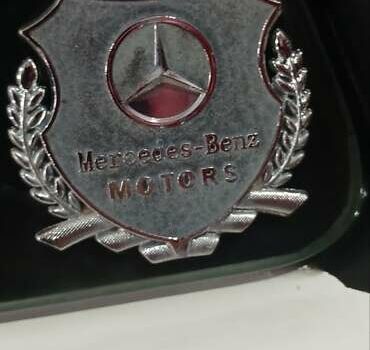 Белый Мерседес Вито, объемом двигателя 2.15 л и пробегом 458 тыс. км за 7400 $, фото 20 на Automoto.ua