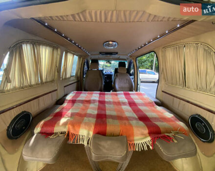 Белый Мерседес Вито, объемом двигателя 2.15 л и пробегом 340 тыс. км за 8200 $, фото 18 на Automoto.ua