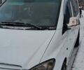Белый Мерседес Вито, объемом двигателя 2.15 л и пробегом 398 тыс. км за 9300 $, фото 3 на Automoto.ua