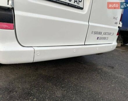 Белый Мерседес Вито, объемом двигателя 2.15 л и пробегом 290 тыс. км за 9200 $, фото 12 на Automoto.ua