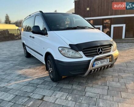 Белый Мерседес Вито, объемом двигателя 2.15 л и пробегом 458 тыс. км за 7400 $, фото 2 на Automoto.ua
