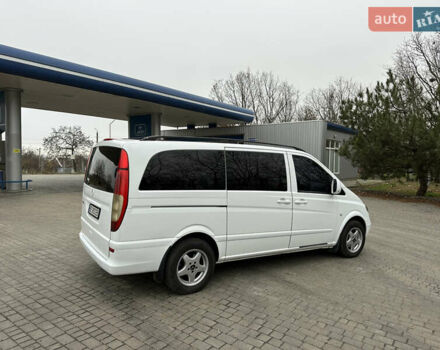 Белый Мерседес Вито, объемом двигателя 2.2 л и пробегом 400 тыс. км за 9450 $, фото 10 на Automoto.ua