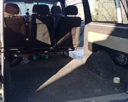 Белый Мерседес Вито, объемом двигателя 2.2 л и пробегом 900 тыс. км за 6200 $, фото 7 на Automoto.ua