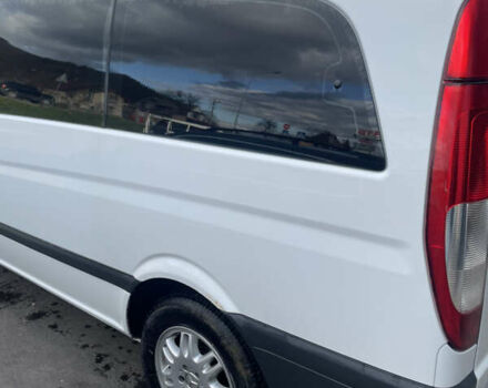 Белый Мерседес Вито, объемом двигателя 2.2 л и пробегом 315 тыс. км за 10500 $, фото 3 на Automoto.ua