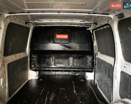 Мерседес Вито 2009 в Хмельницком на Automoto.ua Белый Мерседес Вито, объемом двигателя 2.15 л и пробегом 351 тыс. км за 5900 $, фото 19 на Automoto.ua