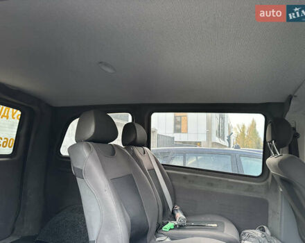 Белый Мерседес Вито, объемом двигателя 2.15 л и пробегом 271 тыс. км за 9600 $, фото 17 на Automoto.ua