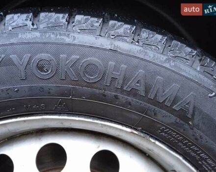 Мерседес Вито 2009 в Киеве на Automoto.ua Белый Мерседес Вито, объемом двигателя 2.15 л и пробегом 317 тыс. км за 8999 $, фото 45 на Automoto.ua