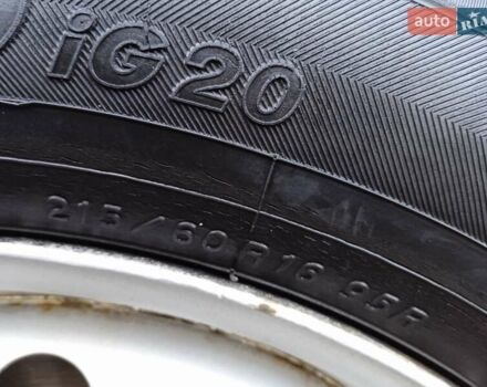 Мерседес Вито 2009 в Киеве на Automoto.ua Белый Мерседес Вито, объемом двигателя 2.15 л и пробегом 317 тыс. км за 8999 $, фото 46 на Automoto.ua
