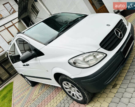 Белый Мерседес Вито, объемом двигателя 2.2 л и пробегом 237 тыс. км за 9500 $, фото 15 на Automoto.ua