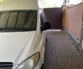 Белый Мерседес Вито, объемом двигателя 2.2 л и пробегом 300 тыс. км за 18500 $, фото 1 на Automoto.ua