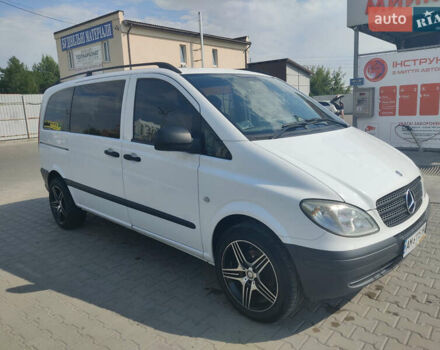 Белый Мерседес Вито, объемом двигателя 2.15 л и пробегом 271 тыс. км за 9600 $, фото 4 на Automoto.ua
