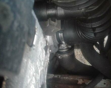 Белый Мерседес Вито, объемом двигателя 2.15 л и пробегом 435 тыс. км за 10250 $, фото 10 на Automoto.ua