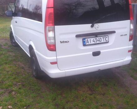 Белый Мерседес Вито, объемом двигателя 2.1 л и пробегом 440 тыс. км за 8777 $, фото 2 на Automoto.ua