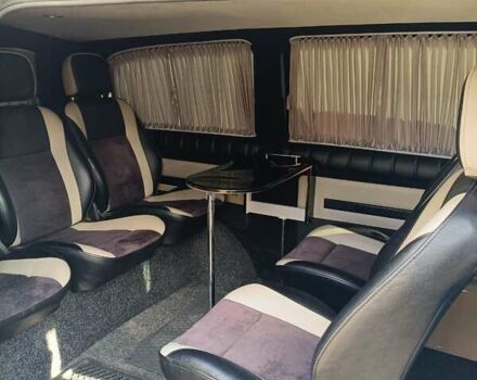 Белый Мерседес Вито, объемом двигателя 2.15 л и пробегом 337 тыс. км за 10600 $, фото 11 на Automoto.ua