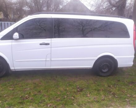 Белый Мерседес Вито, объемом двигателя 2.1 л и пробегом 440 тыс. км за 8777 $, фото 1 на Automoto.ua