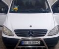 Белый Мерседес Вито, объемом двигателя 2.1 л и пробегом 286 тыс. км за 10000 $, фото 1 на Automoto.ua