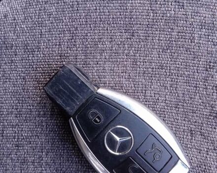 Мерседес Вито 2009 в Киеве на Automoto.ua Белый Мерседес Вито, объемом двигателя 2.15 л и пробегом 317 тыс. км за 8999 $, фото 1 на Automoto.ua