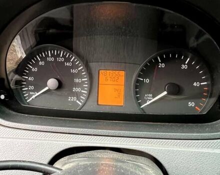 Белый Мерседес Вито, объемом двигателя 2.15 л и пробегом 481 тыс. км за 10300 $, фото 11 на Automoto.ua