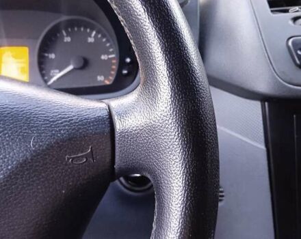 Мерседес Вито 2009 в Киеве на Automoto.ua Белый Мерседес Вито, объемом двигателя 2.15 л и пробегом 317 тыс. км за 8999 $, фото 17 на Automoto.ua