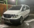 Белый Мерседес Вито, объемом двигателя 2.15 л и пробегом 350 тыс. км за 11999 $, фото 1 на Automoto.ua