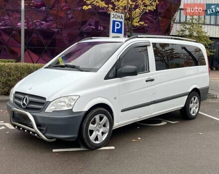Белый Мерседес Вито, объемом двигателя 2.14 л и пробегом 258 тыс. км за 12990 $, фото 3 на Automoto.ua