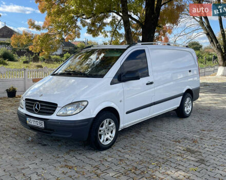 Белый Мерседес Вито, объемом двигателя 2.2 л и пробегом 340 тыс. км за 7300 $, фото 1 на Automoto.ua