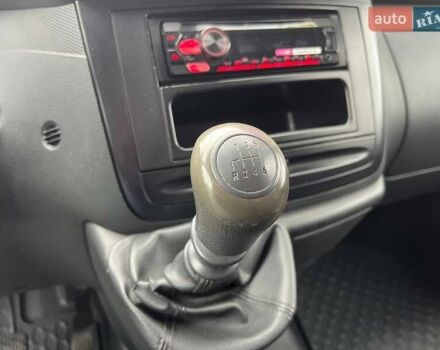 Белый Мерседес Вито, объемом двигателя 2.14 л и пробегом 258 тыс. км за 12990 $, фото 20 на Automoto.ua