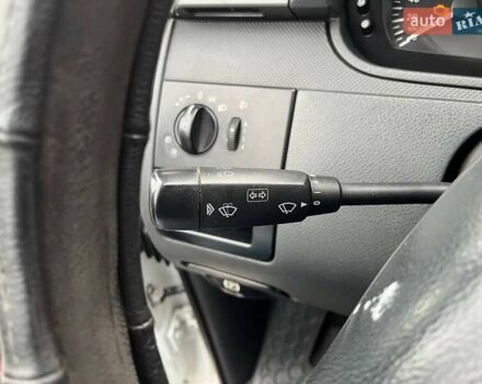 Белый Мерседес Вито, объемом двигателя 2.14 л и пробегом 258 тыс. км за 12990 $, фото 15 на Automoto.ua