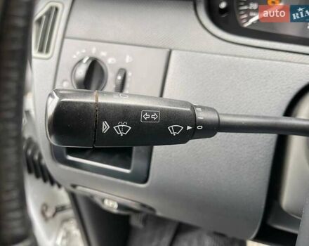 Белый Мерседес Вито, объемом двигателя 2.14 л и пробегом 258 тыс. км за 12990 $, фото 19 на Automoto.ua