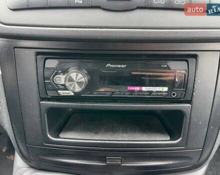 Белый Мерседес Вито, объемом двигателя 2.14 л и пробегом 258 тыс. км за 12990 $, фото 47 на Automoto.ua