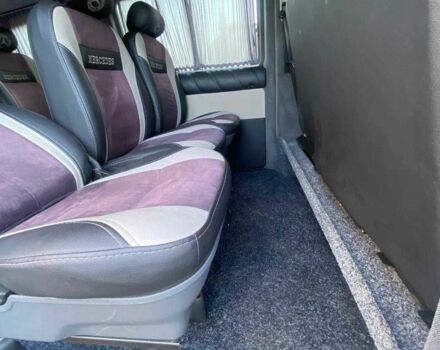 Белый Мерседес Вито, объемом двигателя 2.1 л и пробегом 207 тыс. км за 14000 $, фото 3 на Automoto.ua