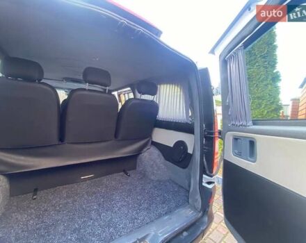 Белый Мерседес Вито, объемом двигателя 2.15 л и пробегом 207 тыс. км за 14000 $, фото 1 на Automoto.ua