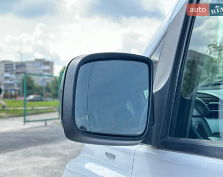 Белый Мерседес Вито, объемом двигателя 2.14 л и пробегом 331 тыс. км за 13600 $, фото 12 на Automoto.ua