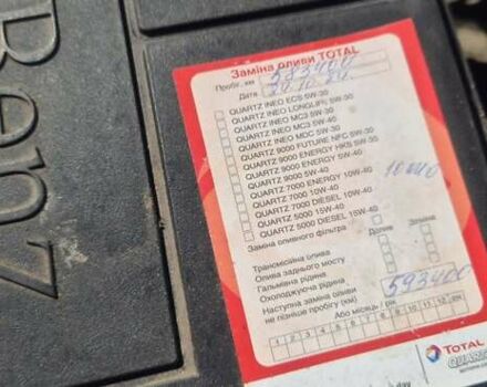 Белый Мерседес Вито, объемом двигателя 2.2 л и пробегом 588 тыс. км за 13400 $, фото 9 на Automoto.ua