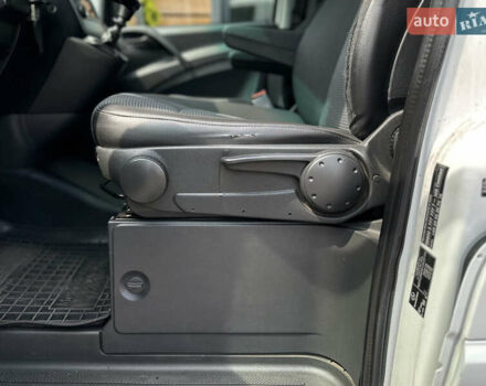 Белый Мерседес Вито, объемом двигателя 2.14 л и пробегом 331 тыс. км за 13600 $, фото 17 на Automoto.ua